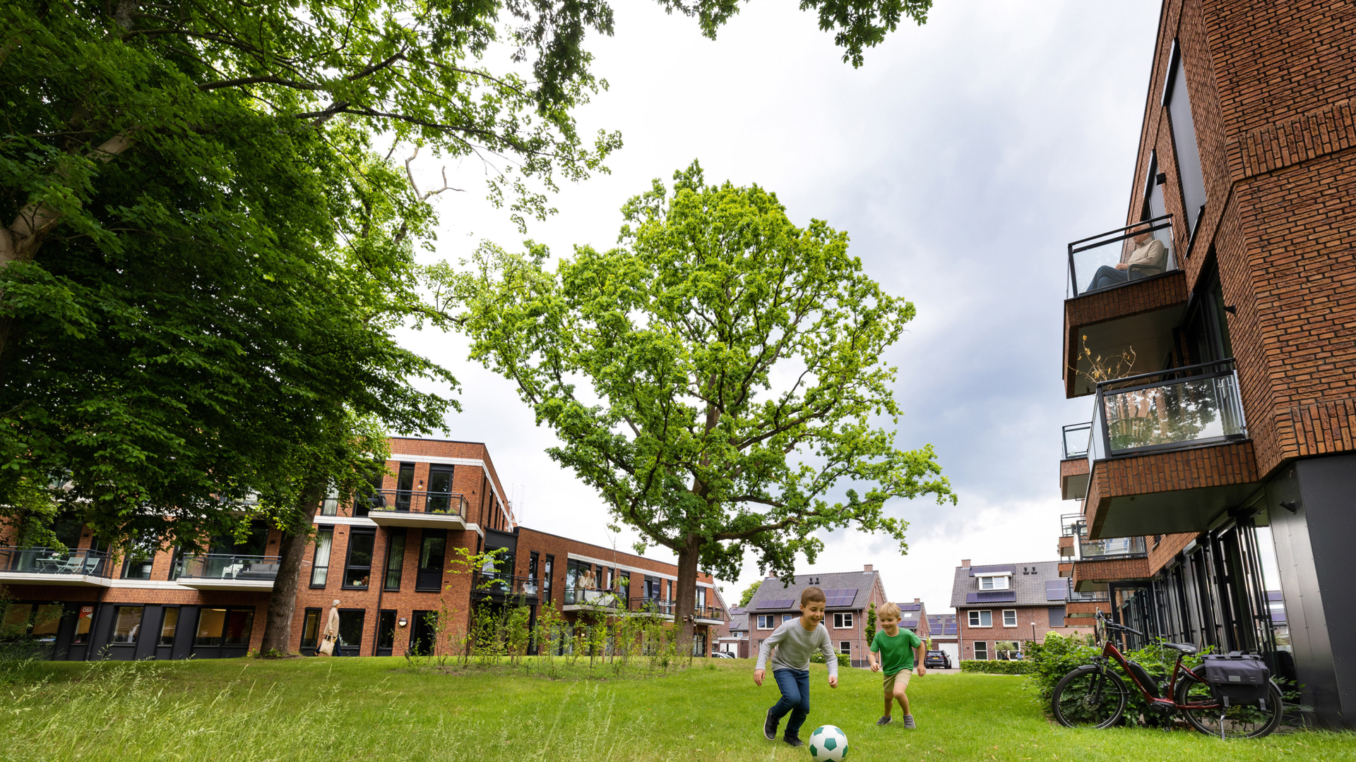 Apeldoorn_Julianakwartier_009_v2-lq-scaled-aspect-ratio-1920-1080